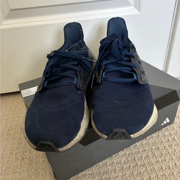 Adidas Men's Swift Run 22 Lace Up Running Sneakers - Picture 3 of 8